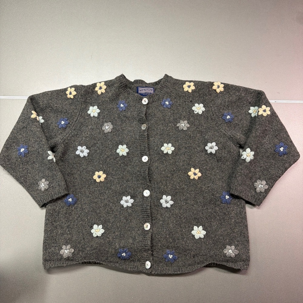Newton Co 100% Wool Floral Embroidered‎ whimsygoth sweater Gray 1X Vintage